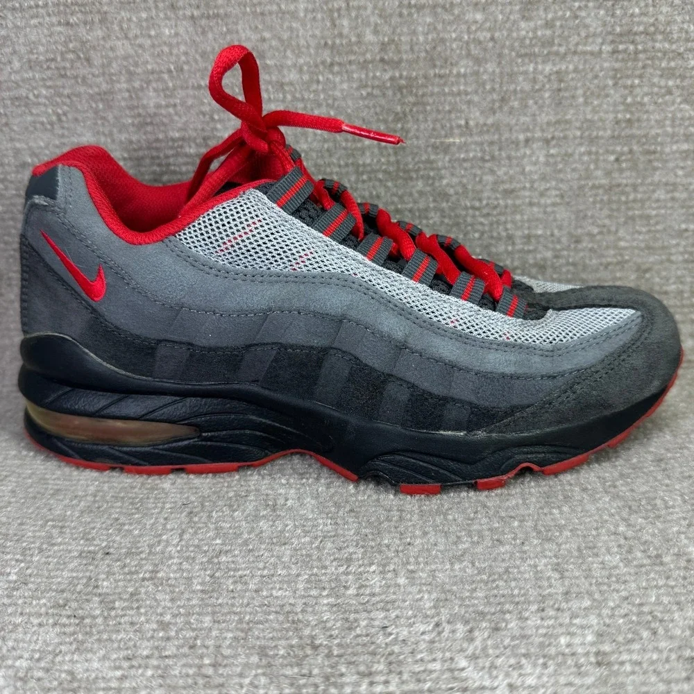 Nike Air Max 95 Kids 5Y Grey Red Athletic‎ Running Shoes 307565-069
